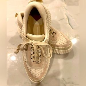 Never Worn Dolce Vita Dolen Sneaker